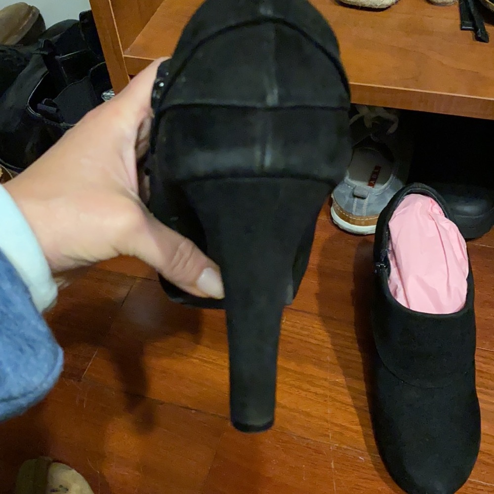 Booties - Picture 4 of 7